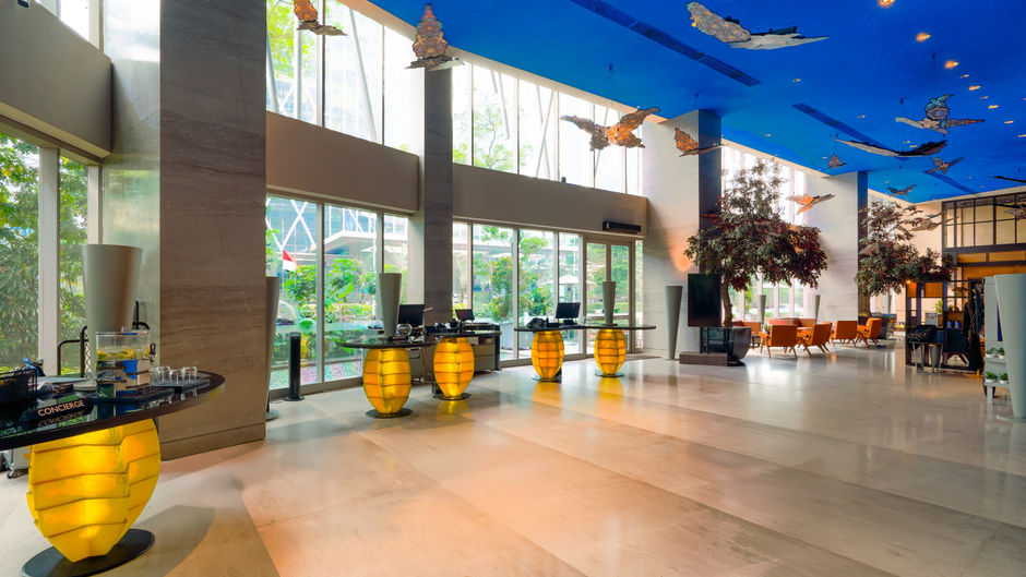 Discovery SCBD Jakarta Lobby