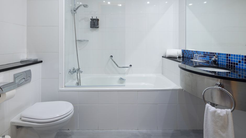 Holiday Inn Express Porto Exponor Room