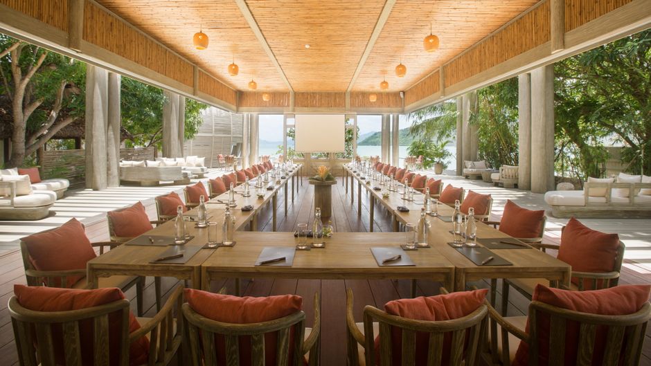 An Lam Retreats Ninh Van Bay Meeting