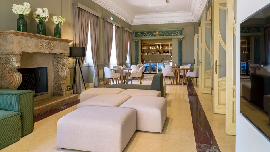 One Catania Lobby