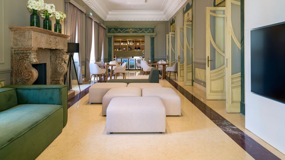 One Catania Lobby
