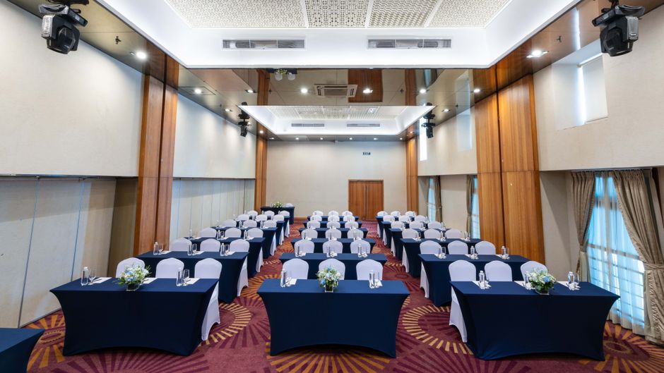 Garden Plaza Saigon Meeting