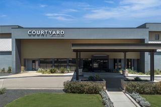 Courtyard by Marriott Dallas DFW Airport