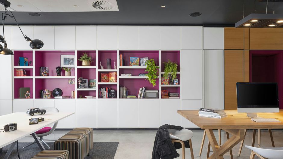 MOXY London Excel Exterior