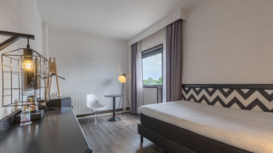 Leonardo Hotel Lelystad City Centre Room