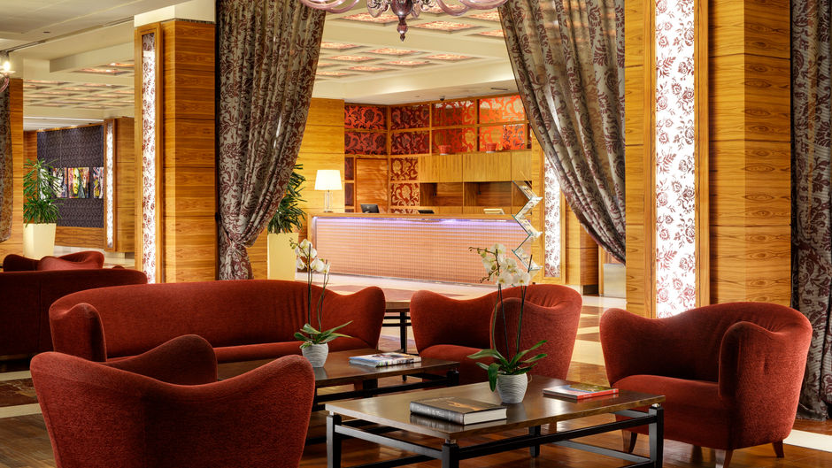 UNAHOTELS Expo Fiera Milano Lobby
