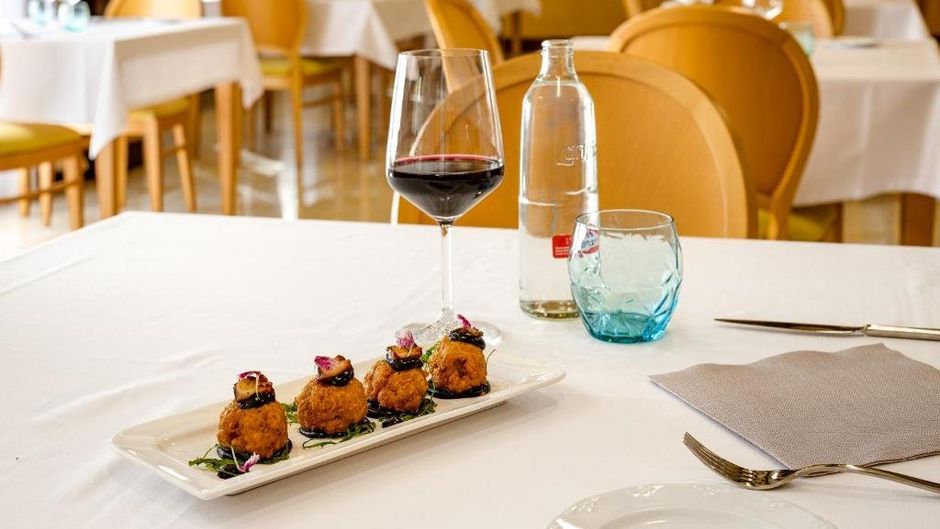 Hotel Daniya Spa & Business Restaurant