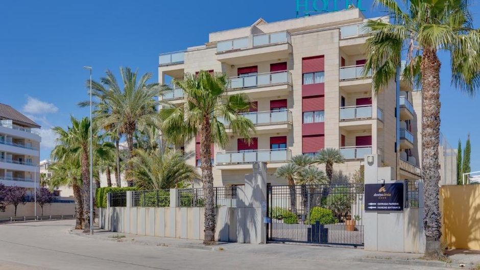 Hotel Daniya Spa & Business Exterior