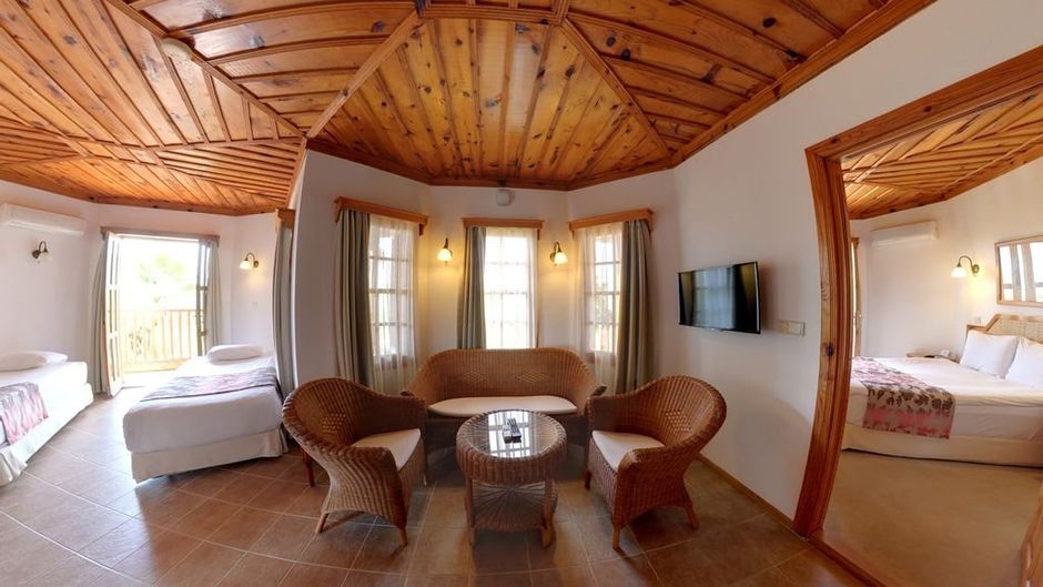 Montana Pine Resort Hotel & spa Suite