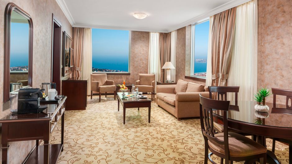 Kaya Istanbul Fair & Convention Hotel Suite