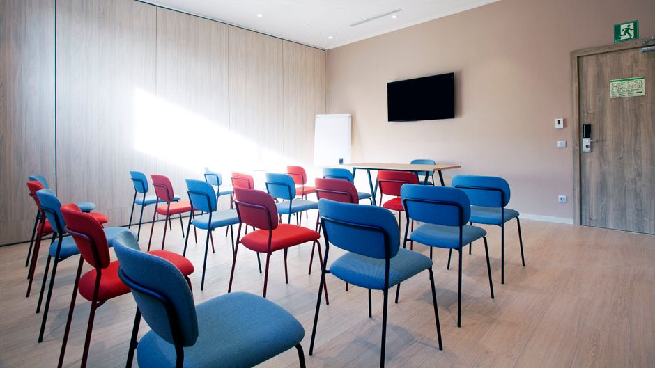 Holiday Inn Exp Suites Sabadell Meeting