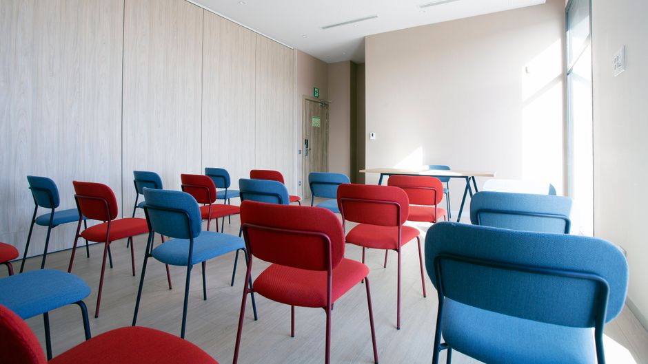 Holiday Inn Exp Suites Sabadell Meeting