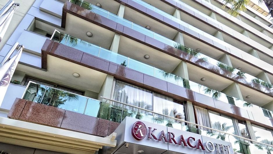Karaca Hotel Exterior