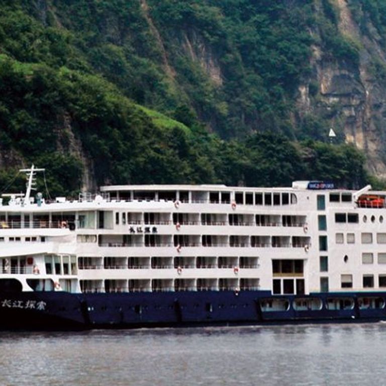Abercrombie & Kent Sanctuary Yangzi Explorer Calgary Cruises