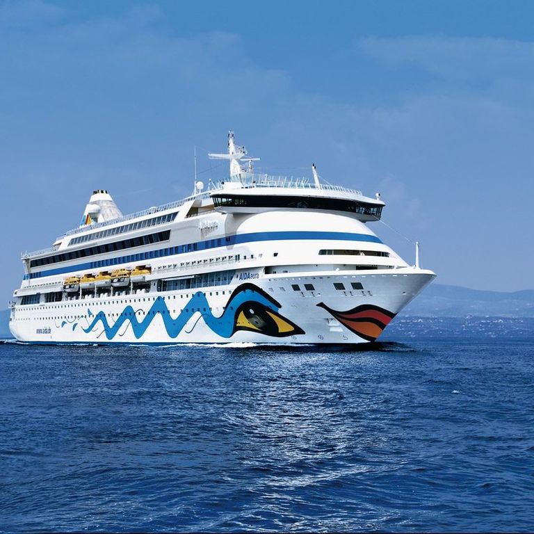 AIDA Cruises AIDAaura Moorea Cruises