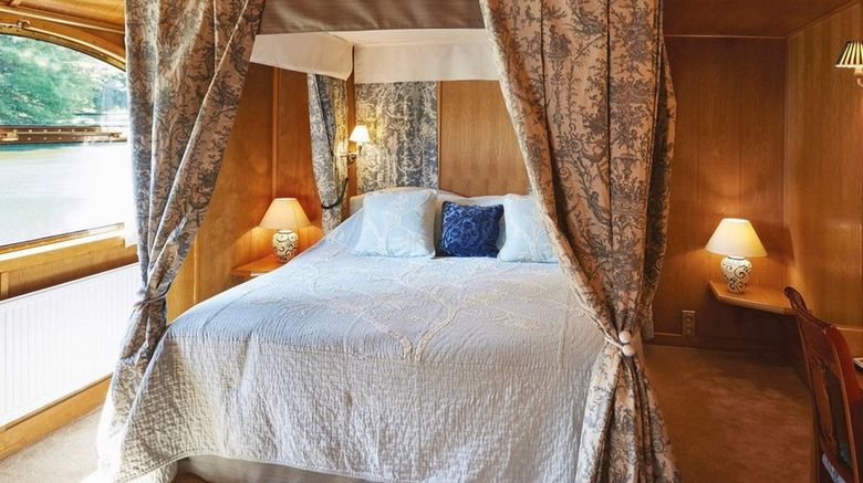 <b>Belmond Fleur de Lys Room</b>
