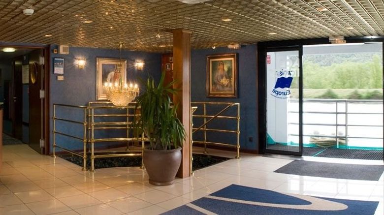 <b>Camargue Lobby</b>
