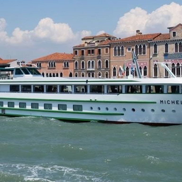 CroisiEurope Michelangelo Moorea Cruises