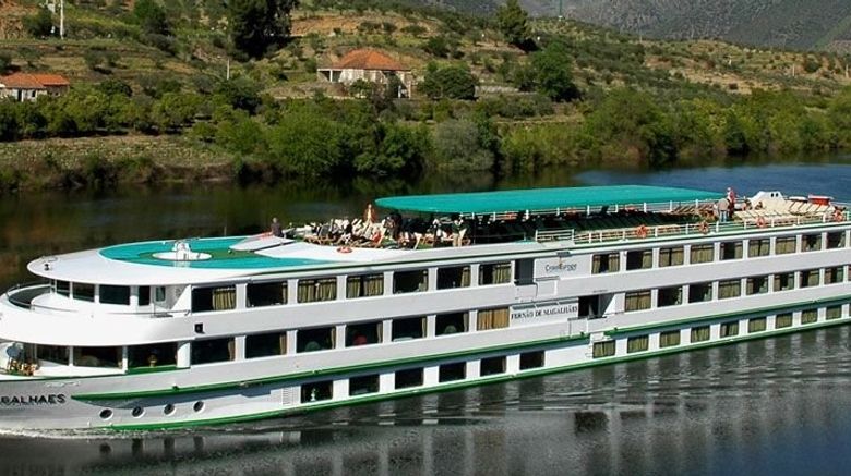 <b>Fernao de Magalhaes Exterior</b>