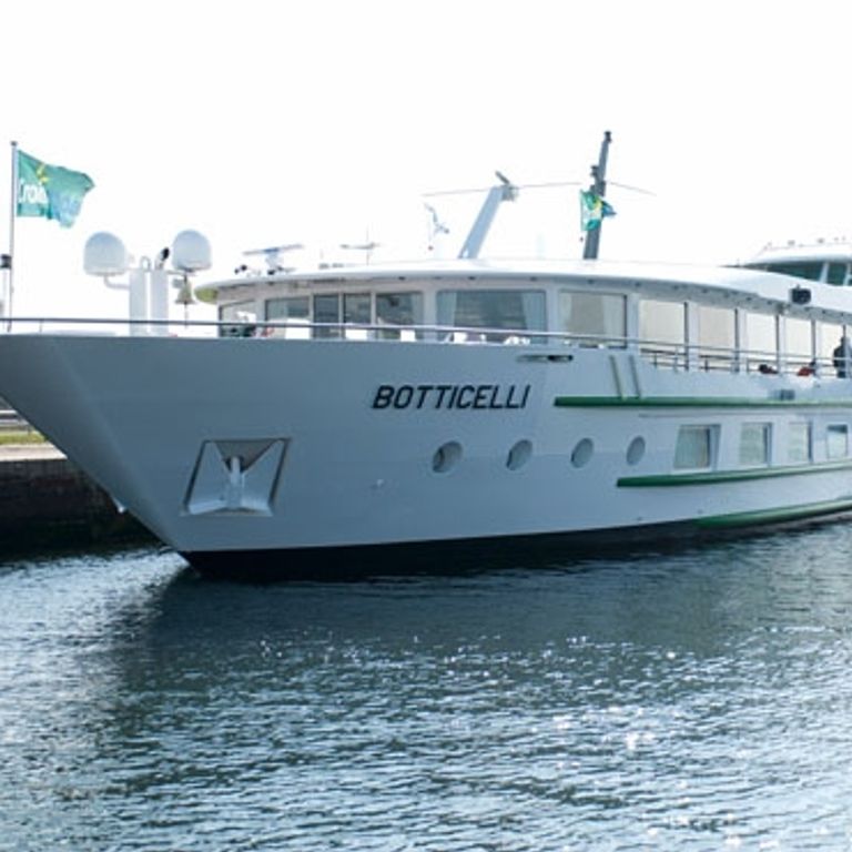 CroisiEurope Botticelli Newport Cruises