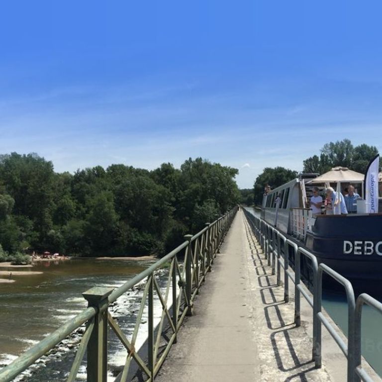 CroisiEurope Deborah Calgary Cruises