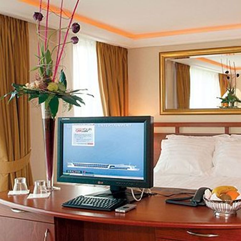 AmaWaterways Basel Cruises