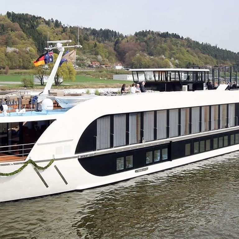 AmaWaterways AmaReina Calgary Cruises