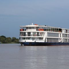 7 Night Southeast Asia Cruise from Kampong Cham, Cambodia
