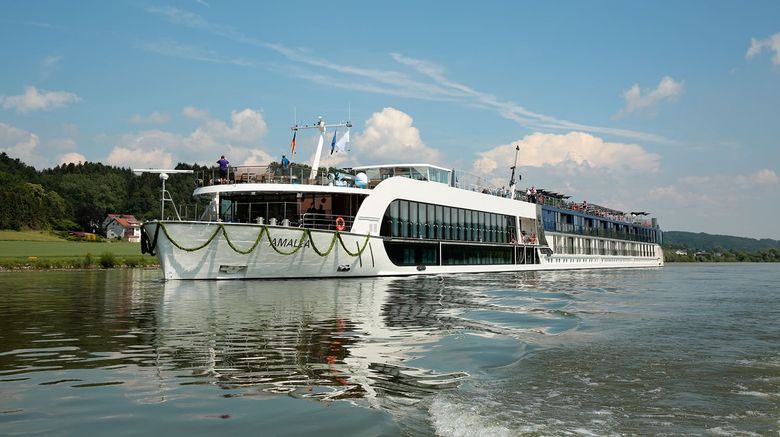 <b>AmaLea Exterior</b>