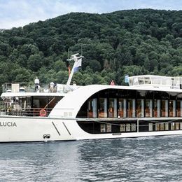 AmaLucia Cruise Schedule + Sailings