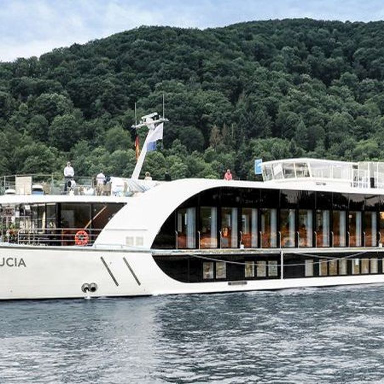 AmaWaterways AmaLucia Moorea Cruises