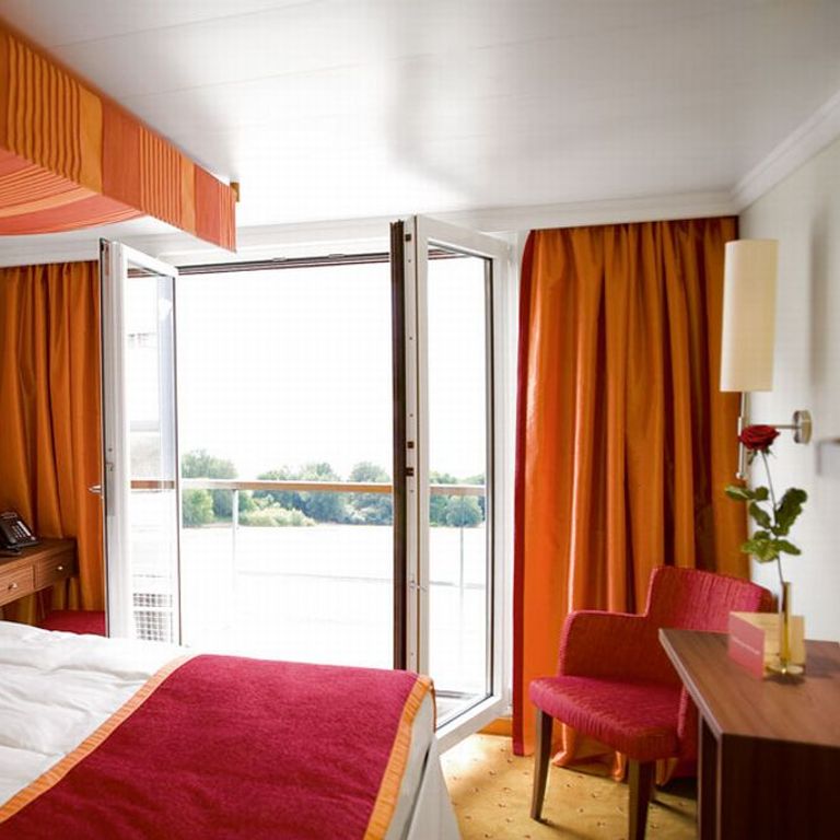 A-ROSA Cruises A-ROSA Viva Moorea Cruises