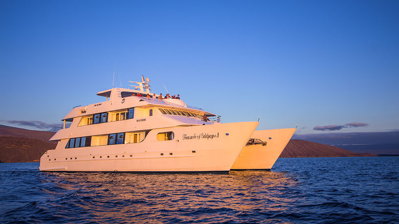 <b>Treasure of Galapagos Exterior</b>