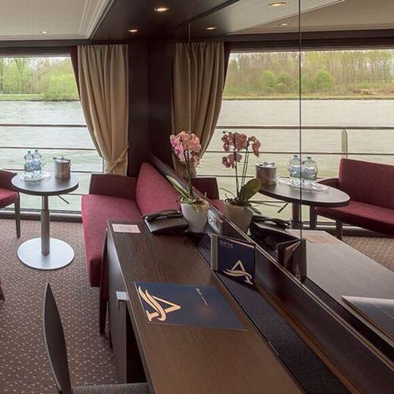 Avalon Waterways Avalon View Calgary Cruises