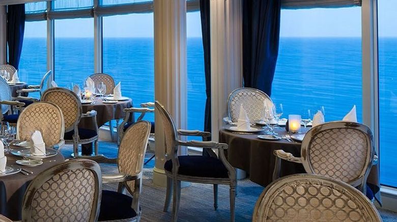 <b>Azamara Quest Restaurant</b>