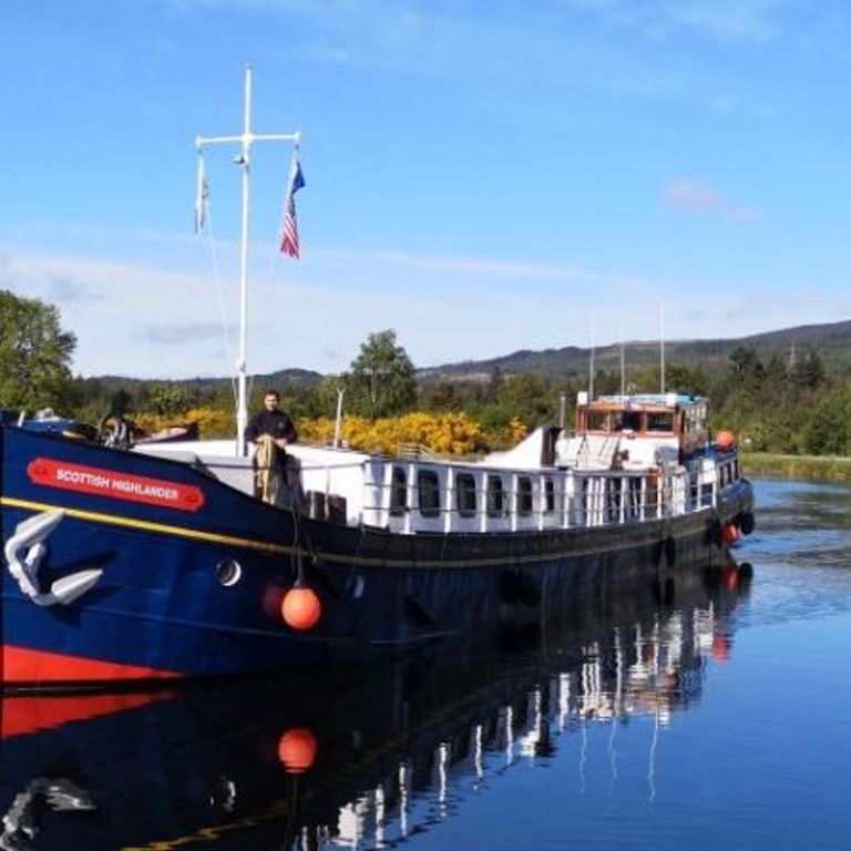 European Waterways Scottish Highlander Moorea Cruises