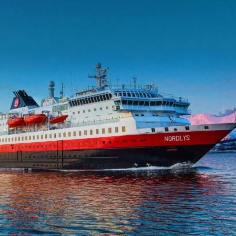 Hurtigruten Nordlys Moorea Cruises