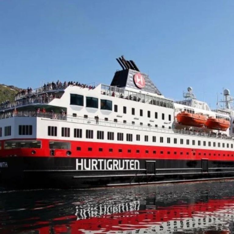Hurtigruten Richard With Rotorua Cruises