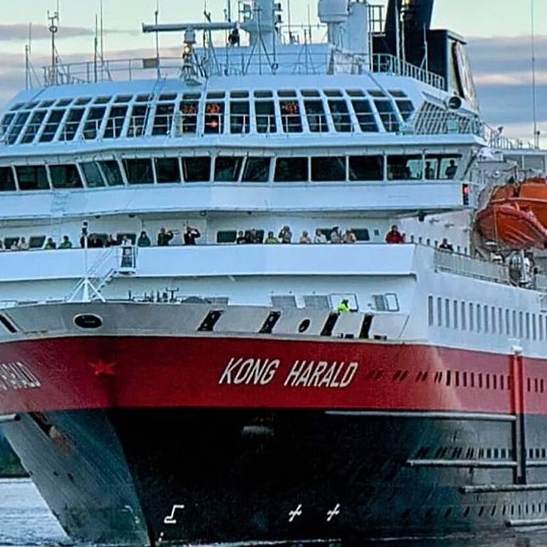 Hurtigruten Kong Harald Calgary Cruises