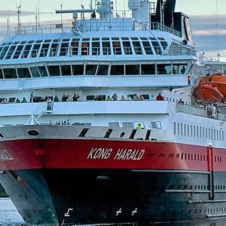 Hurtigruten Kong Harald Moorea Cruises