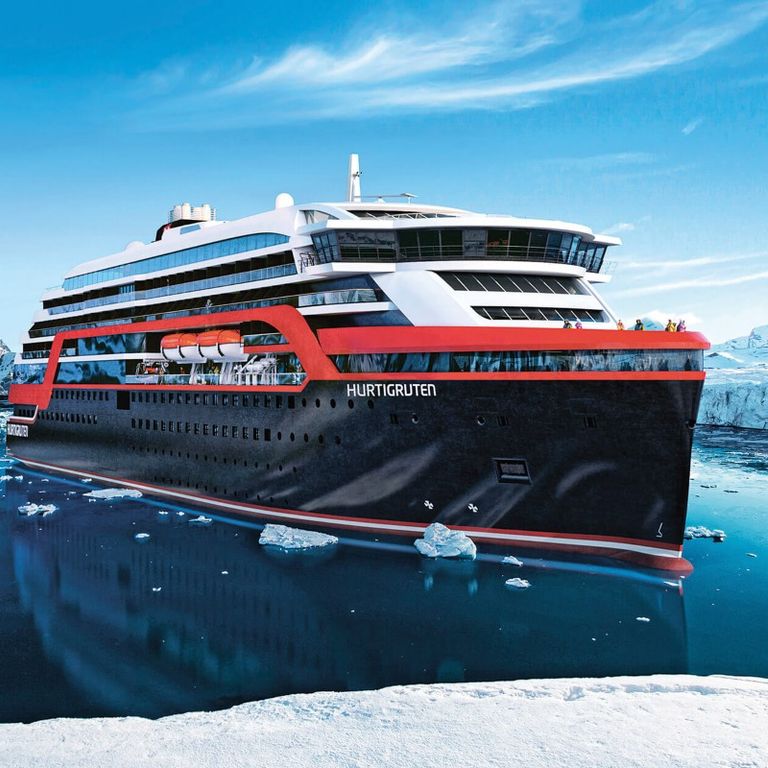 Hurtigruten Roald Amundsen Moorea Cruises