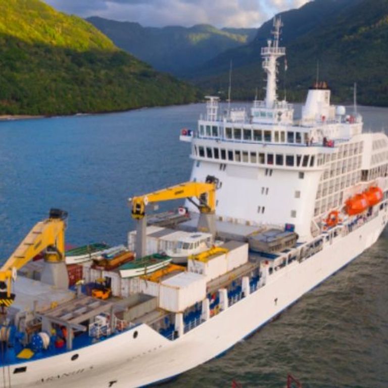Cie Polynesienne de Transport Maritime Aranui 5 Ensenada Cruises