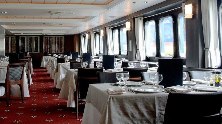 <b>Stella Australis Restaurant</b>