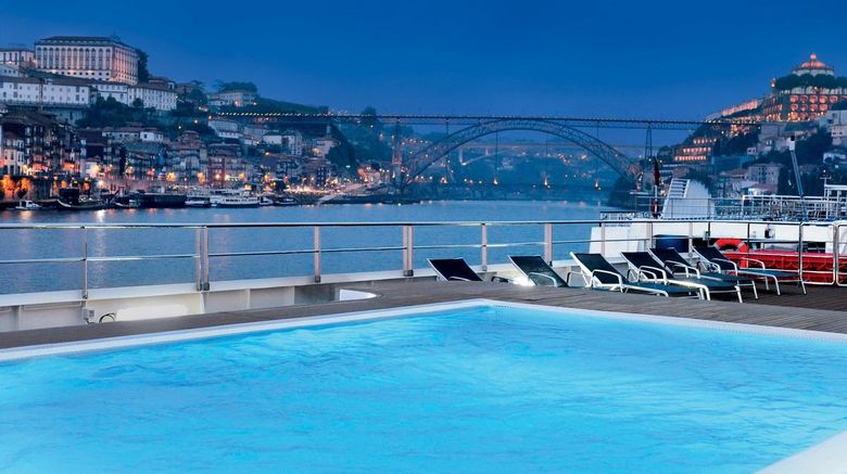 <b>Douro Spirit Pool</b>