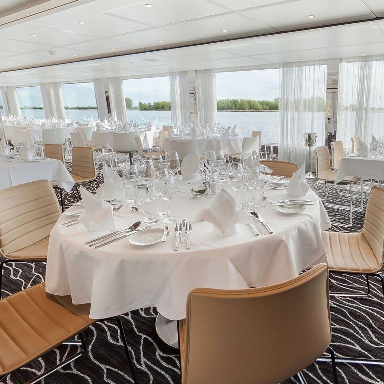 Emerald Cruises Emerald Radiance East London Cruises
