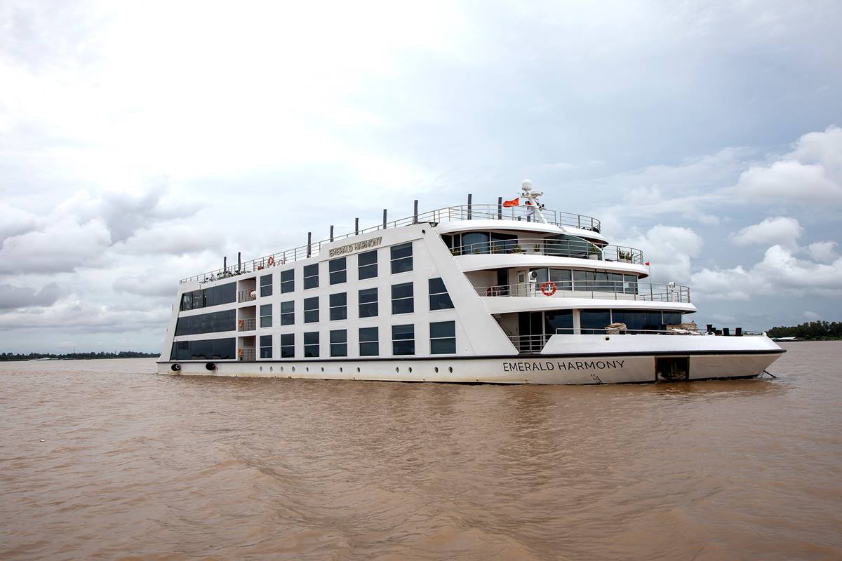 Emerald Harmony Ship Stats & Information- Emerald Cruises