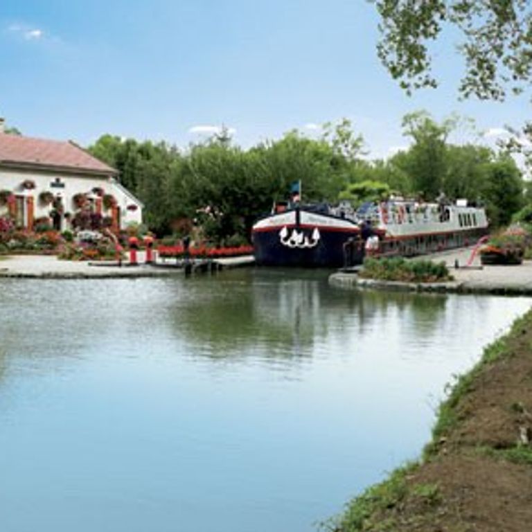 French Country Waterways Madang Cruises