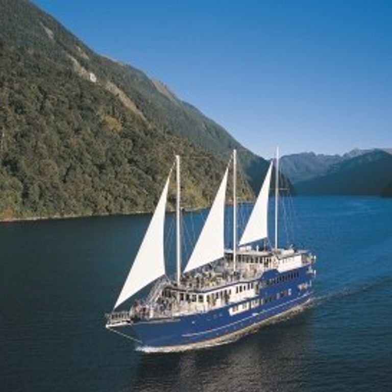 Real Journeys Fiordland Navigator Amalfi Cruises