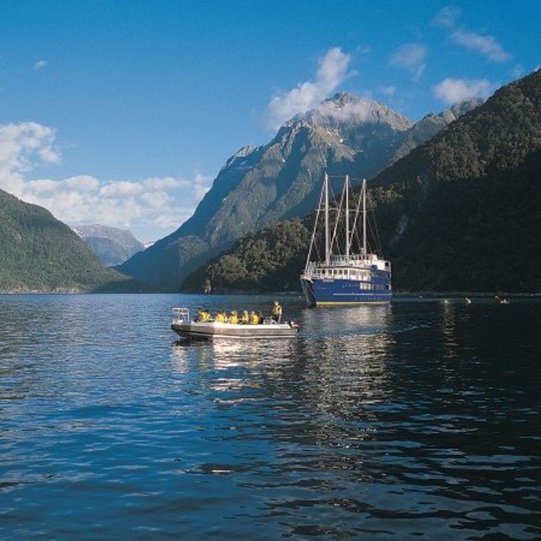 Real Journeys Milford Mariner Moorea Cruises