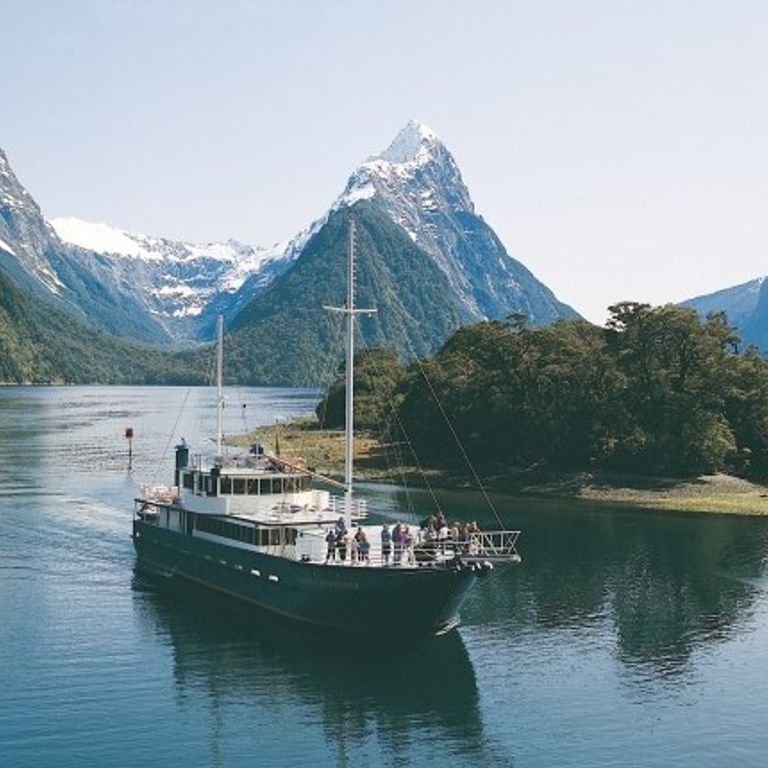 Real Journeys Milford Wanderer Newport Cruises